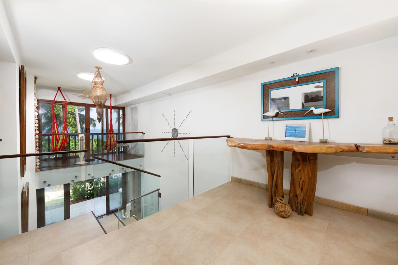 Beachfront Surf Villa, Jaco, Puntarenas