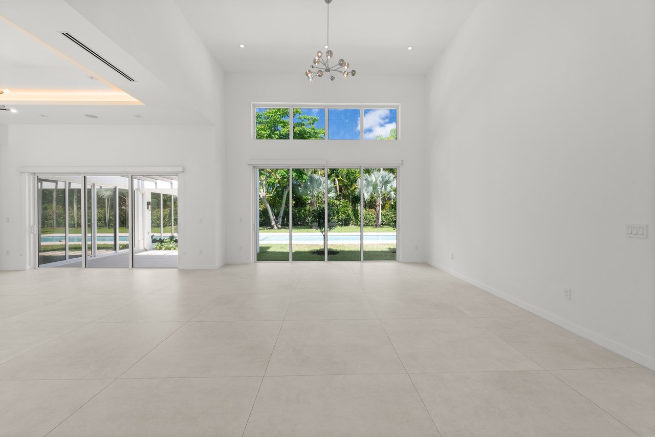 A Modern Miami Estate