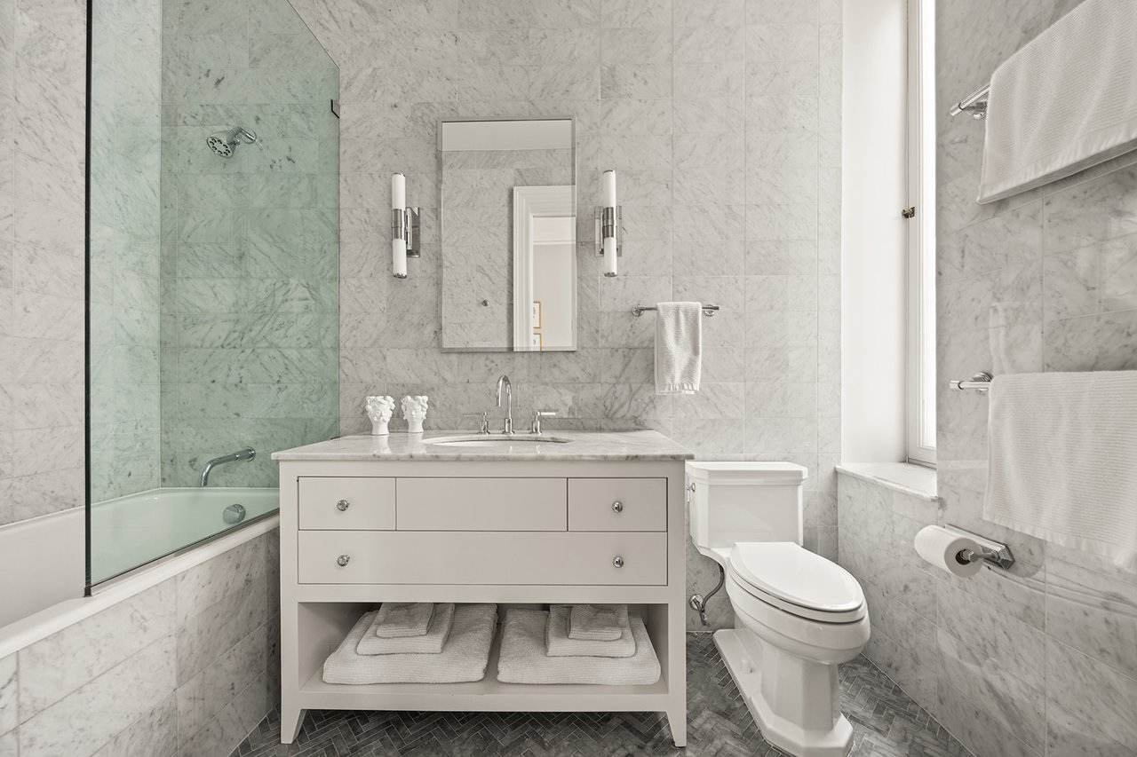 895 West End Avenue Unit 1B