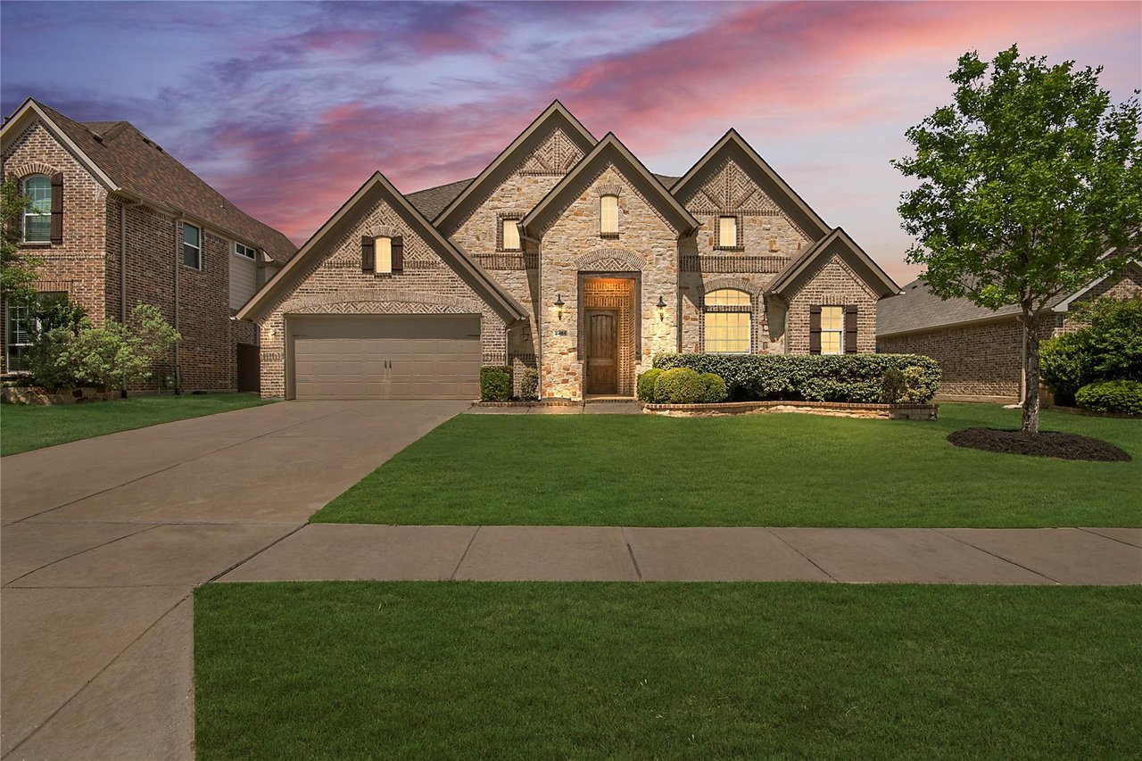 2461 Lakebend Dr