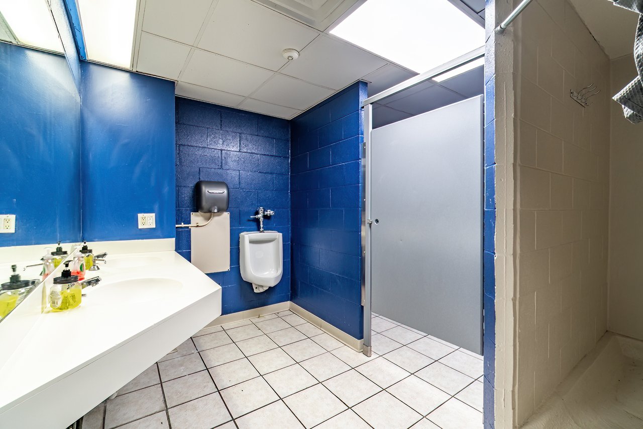 Ball State Greek House Goes to Public Auction