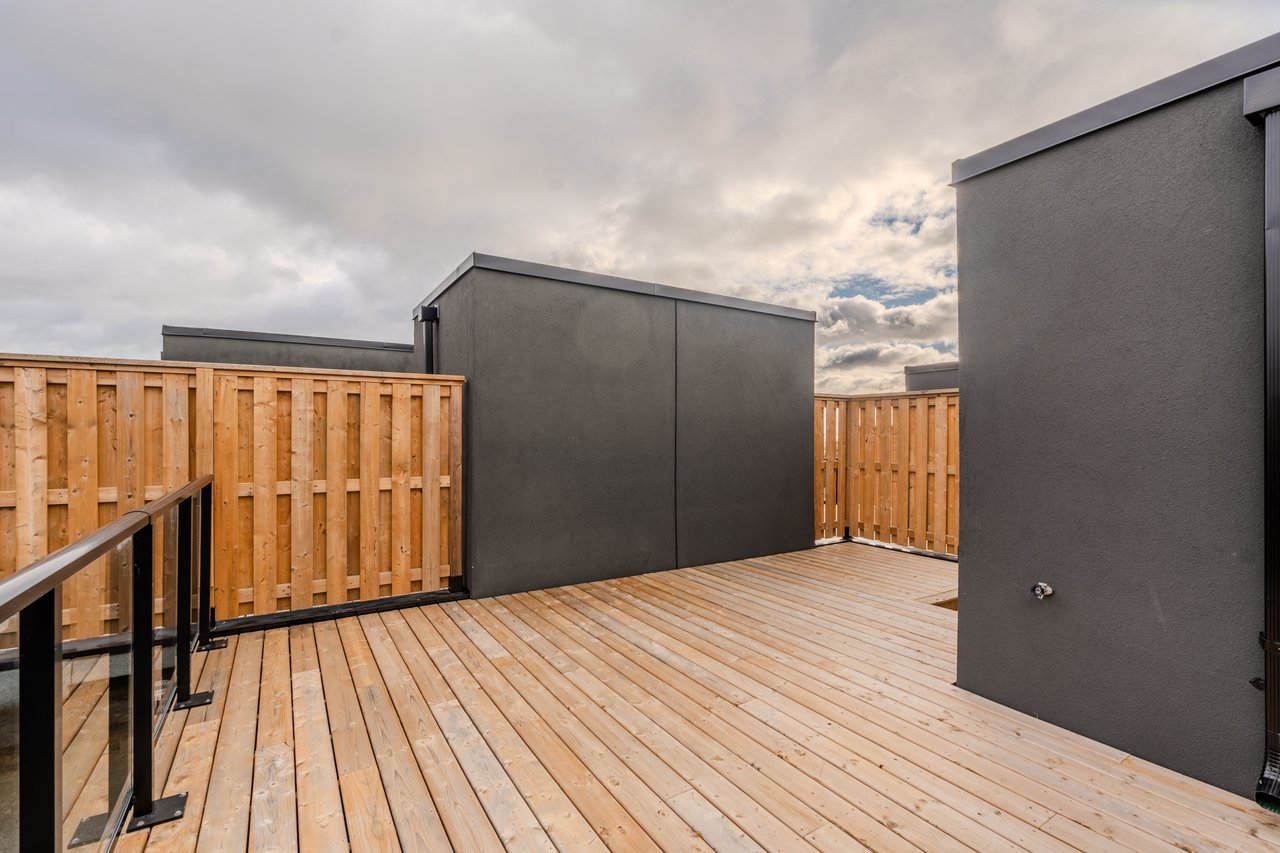 35 Birchcliff Ave #35