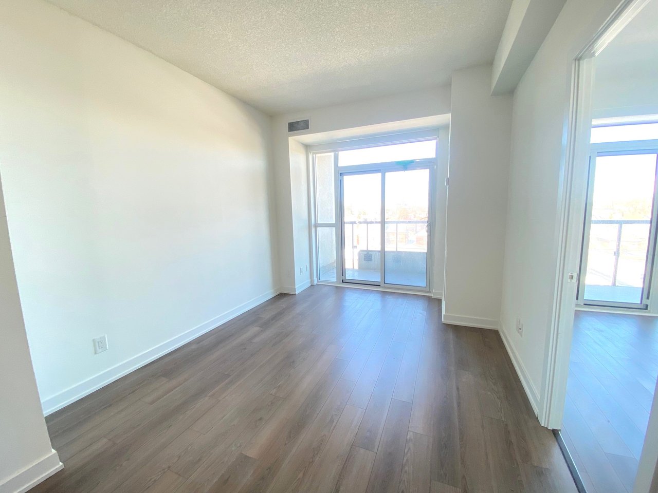 1603 Eglinton Ave W Unit: 412