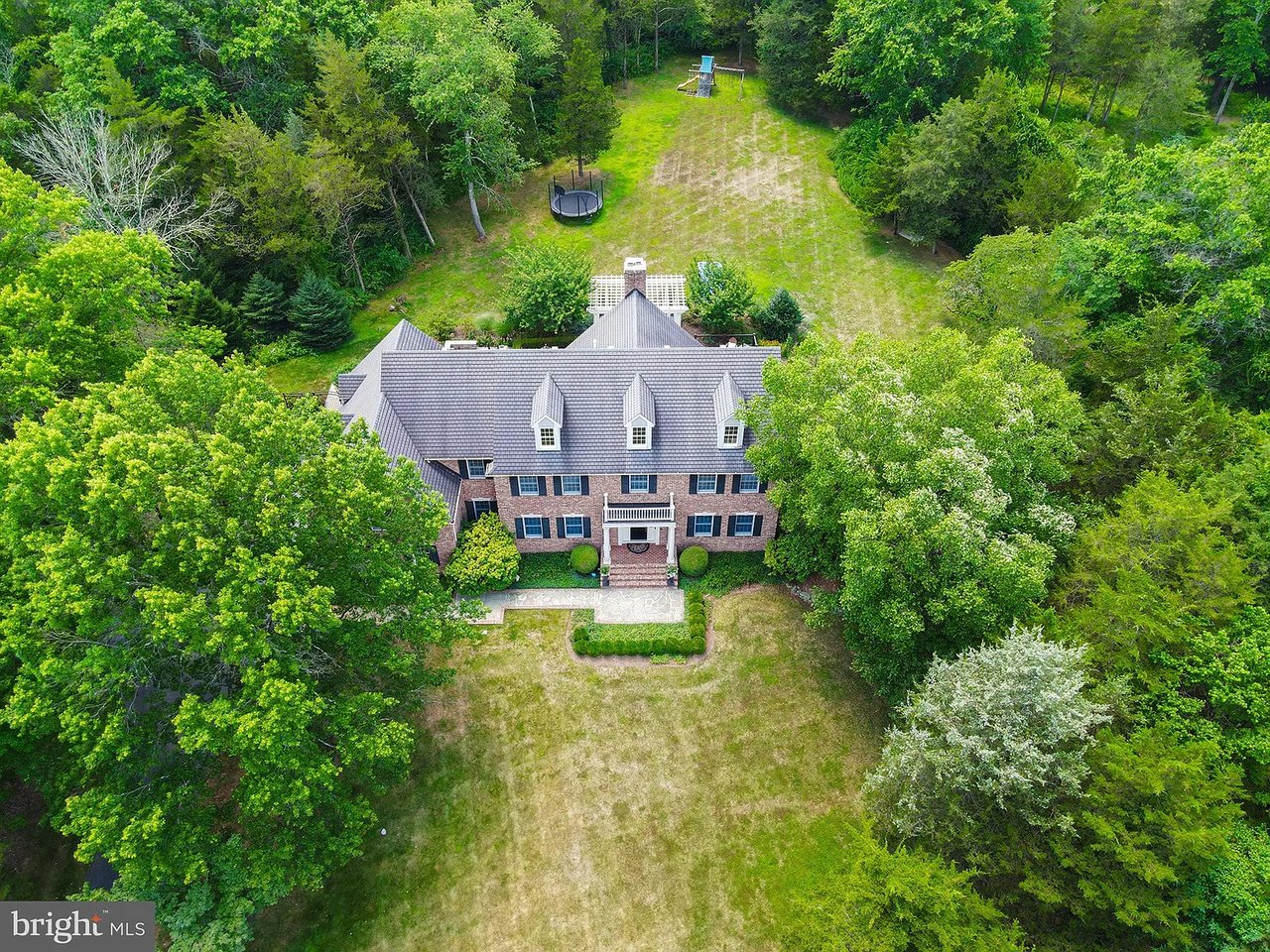 6 Rustic Dr