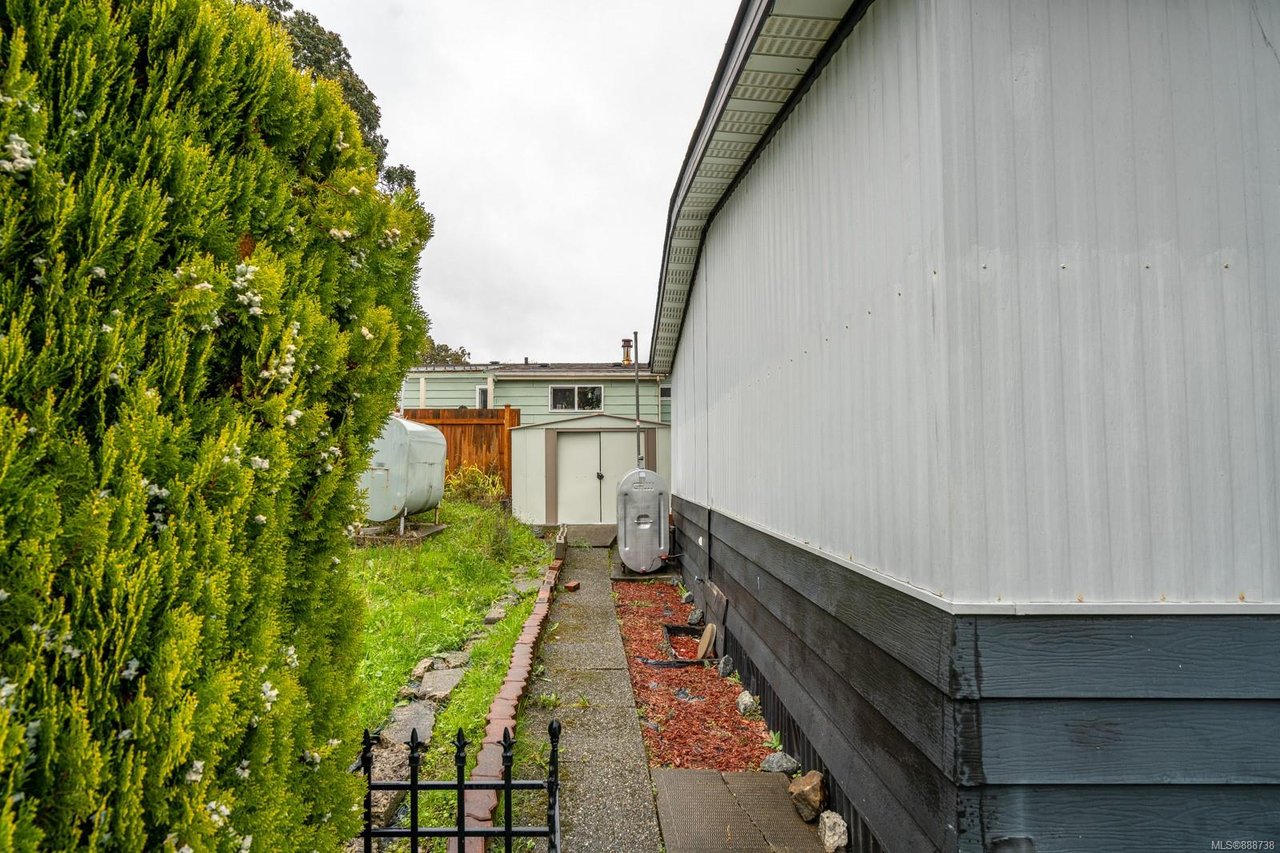 51-1498 Admirals Rd, View Royal