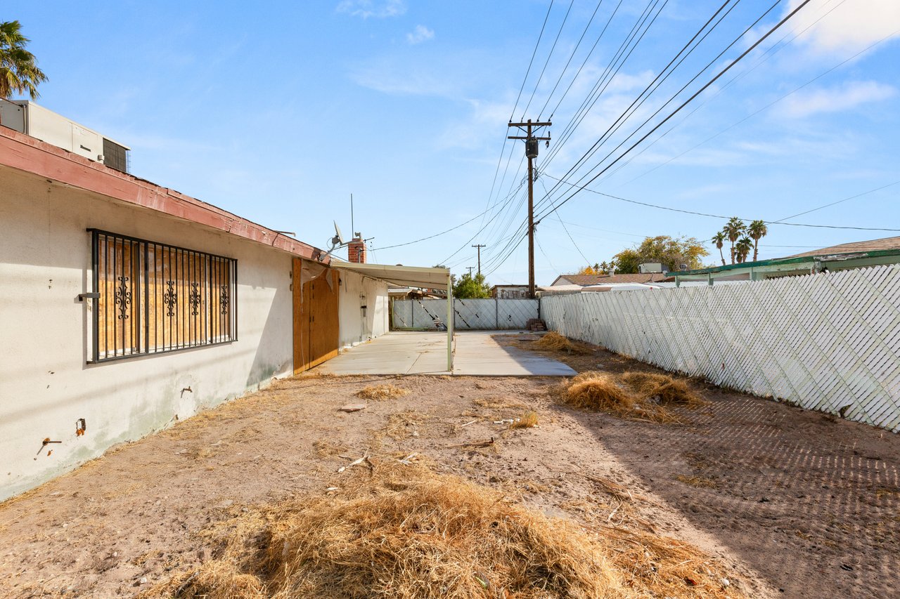851 Toni Avenue