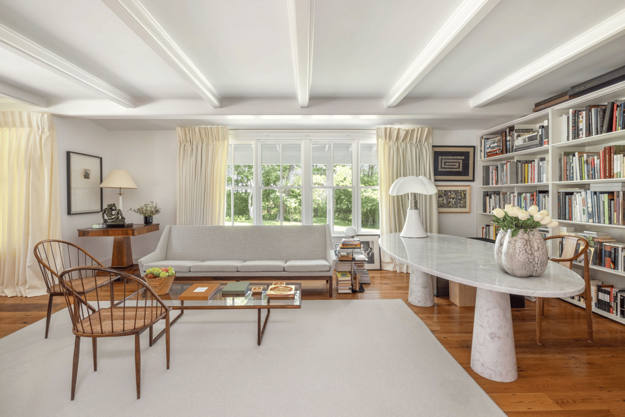The Obamas’ Old Vineyard Retreat Hits the Market for $39M