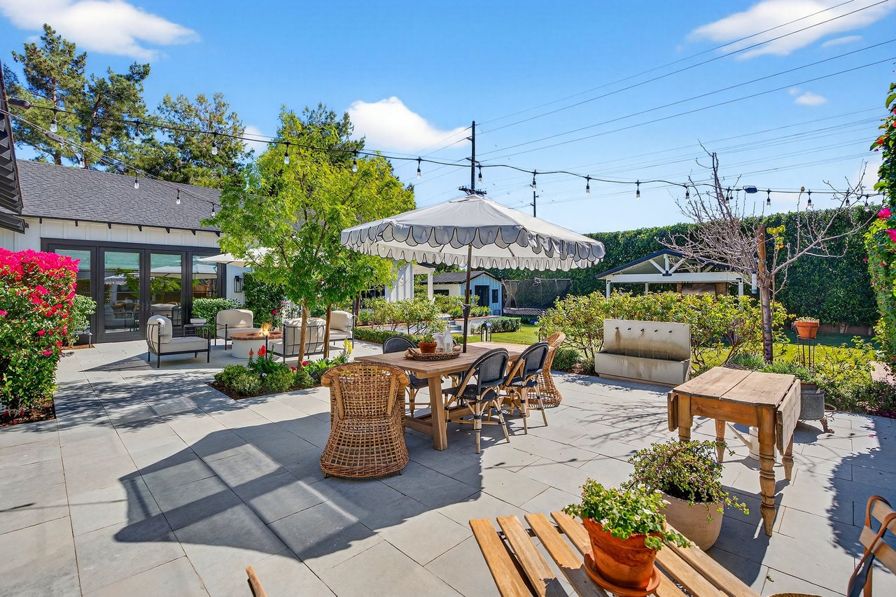 5217 E CALLE REDONDA