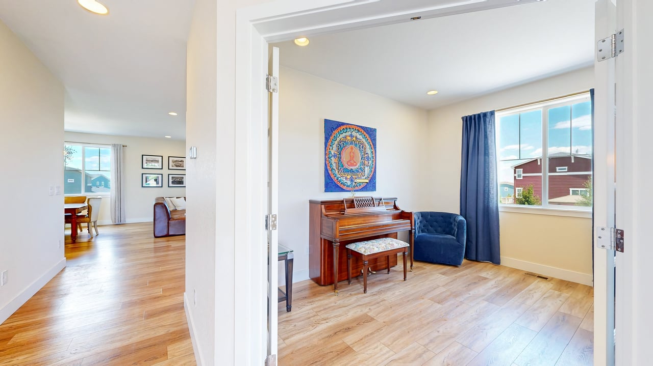 Corner-Lot Beauty in Erie: 5-Bedroom Home with Upgrades You Have to See to Believe