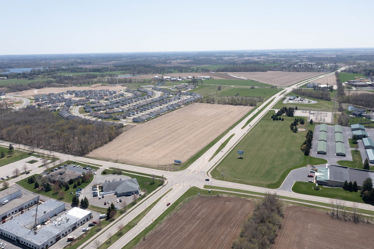 1101 S Edwards Boulevard