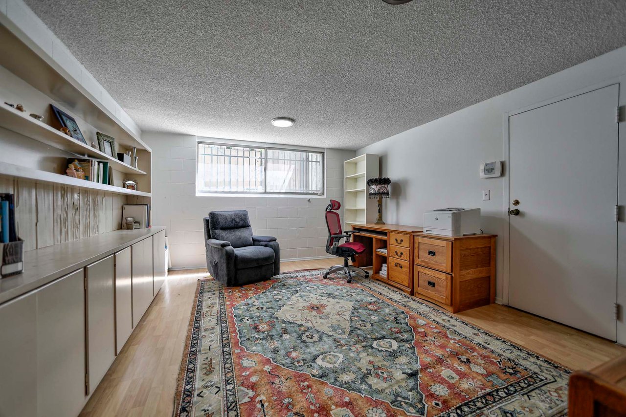 4214 Troost Avenue 14