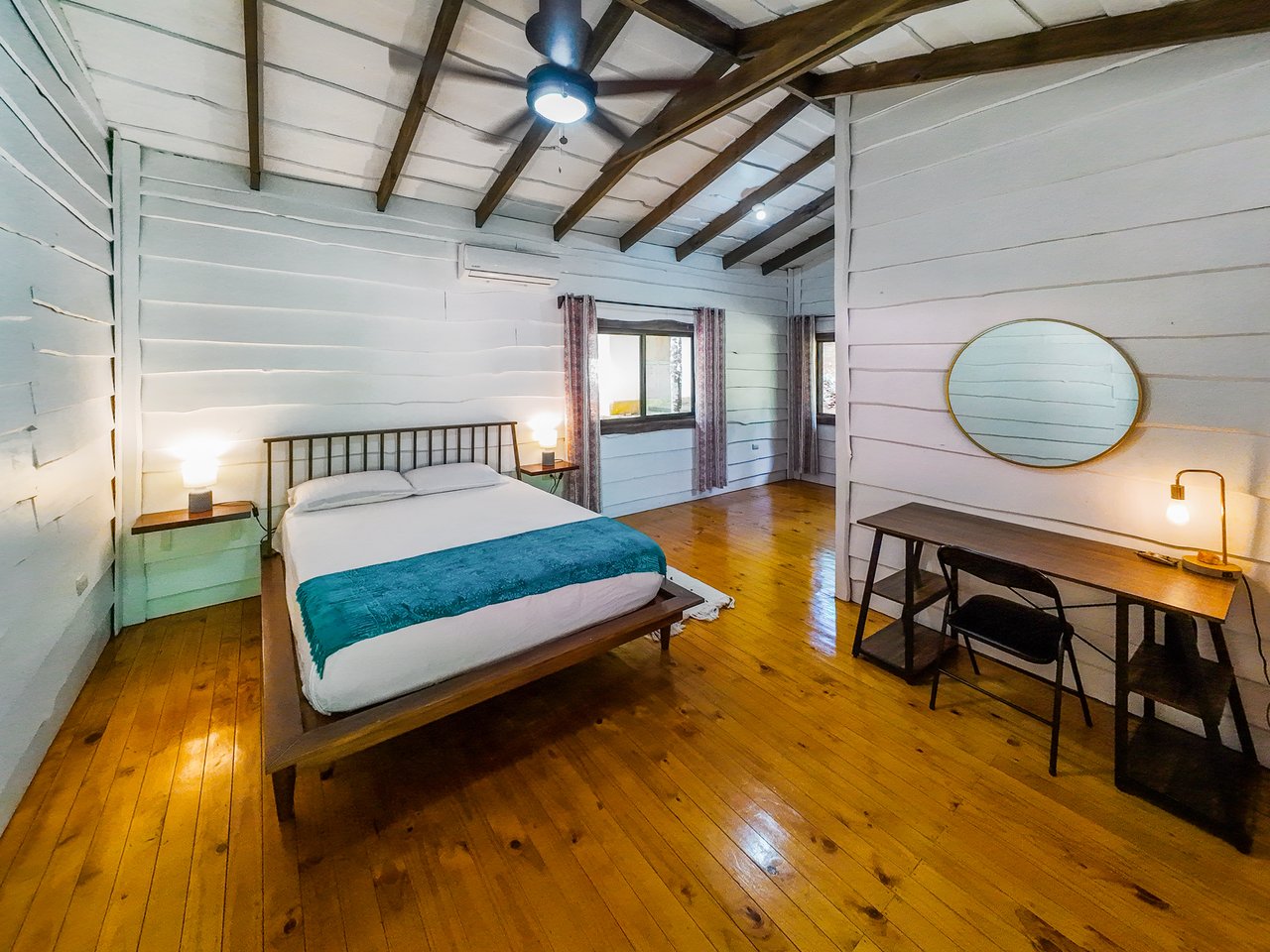 Serene Jungle Home + Guest Cabin on 3 Acres and River