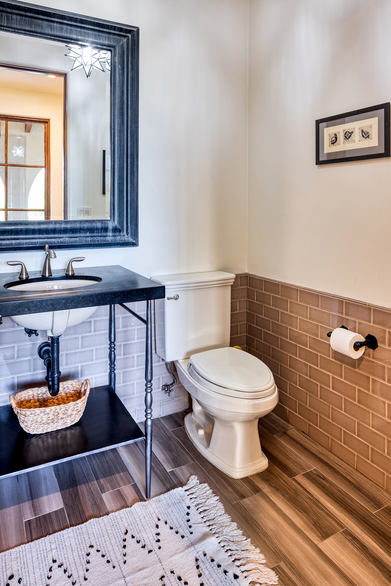 8243 N MOCKINGBIRD Lane