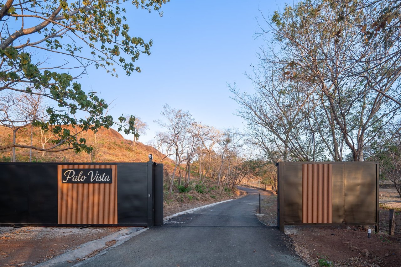Upper Lot 4 - Palo Vista Development - Near Huacas