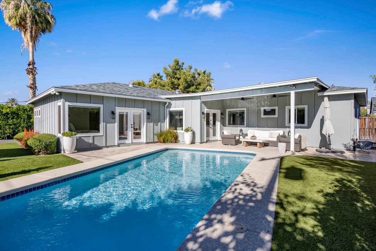 4119 E Indianola Ave