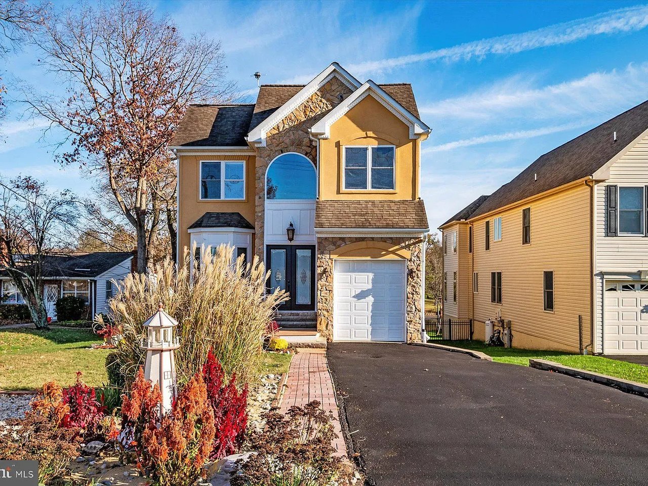 773 Powhatan Beach Rd