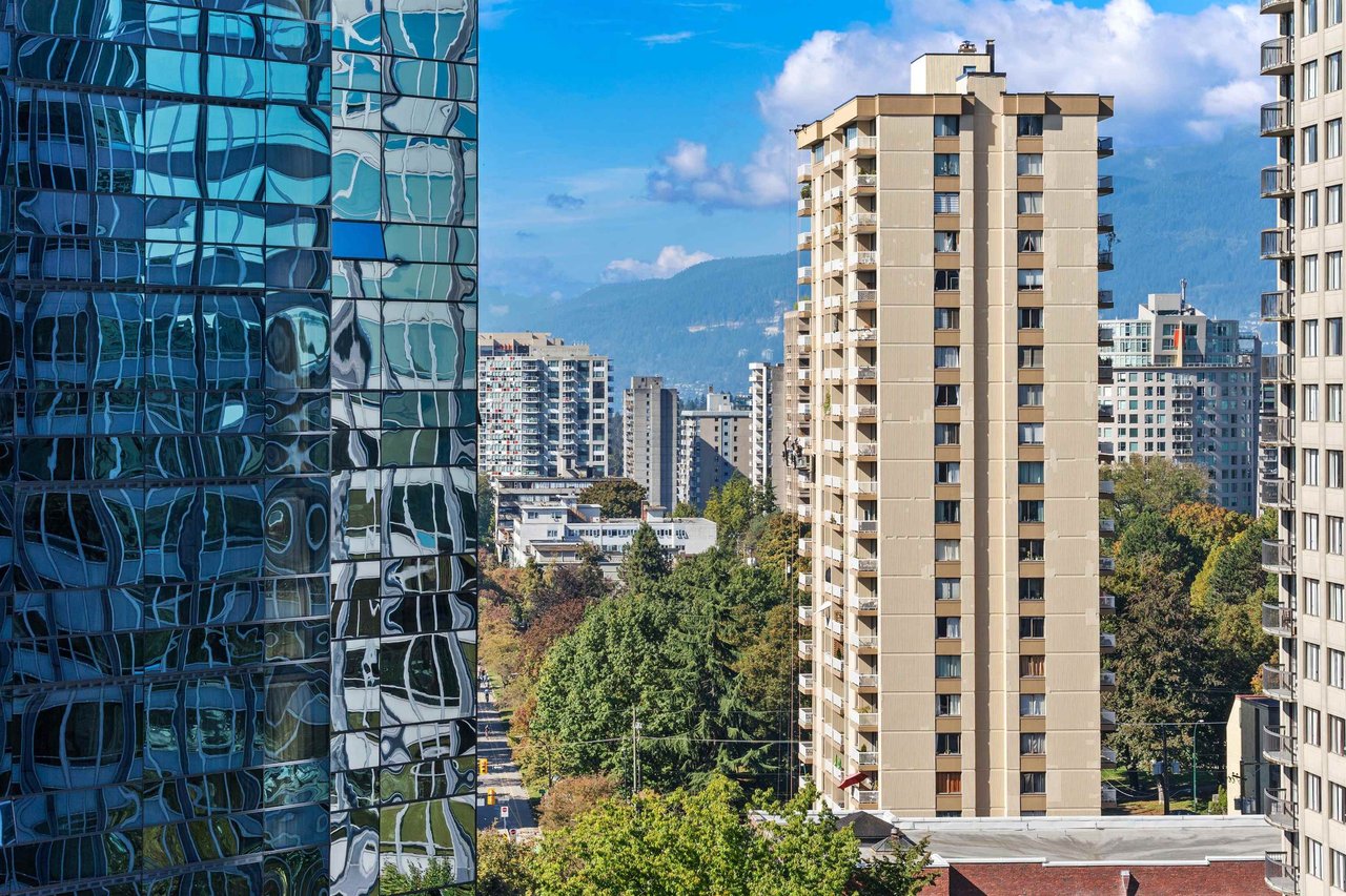 1050 Burrard St, #1807