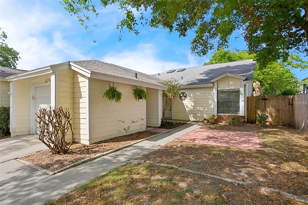 410 Poplar Ct