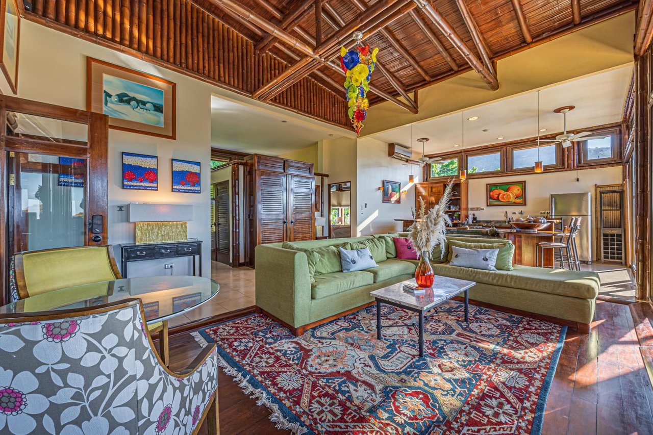 Casa Ramon, Distinguished Tropical Living Near Dominical