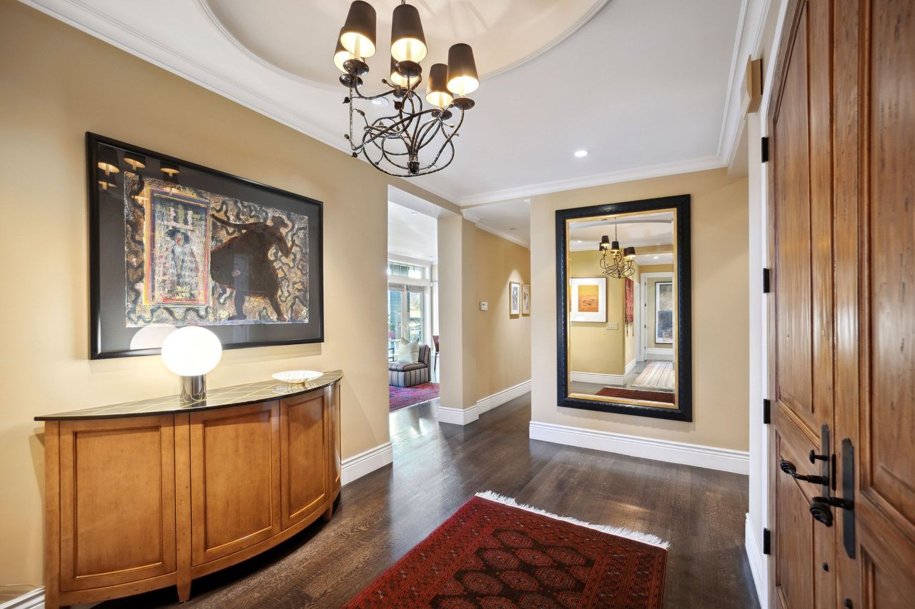 54 De Silva Island Drive