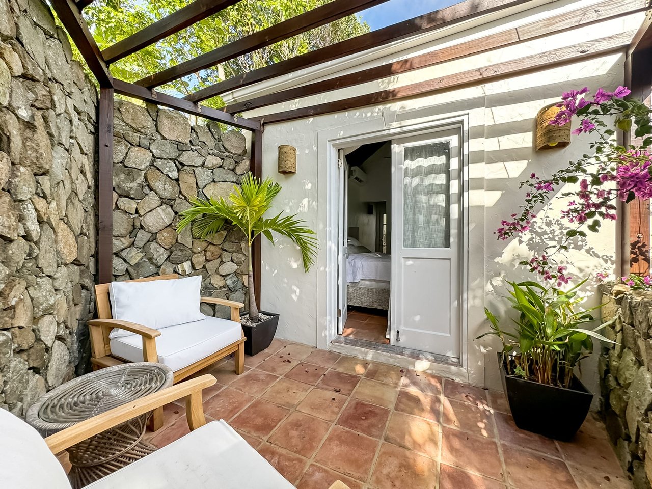 771 Cielo Villa