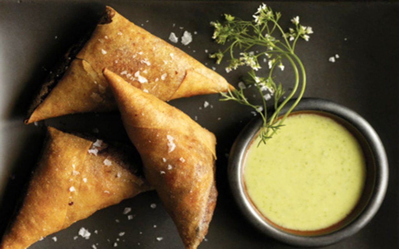 Chicken Samosas-Cilantro-Yogurt Dip