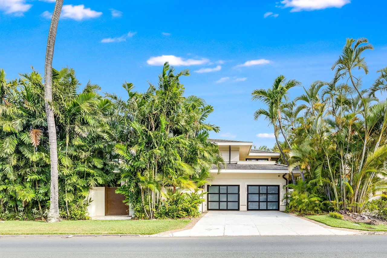 Modern Living on the Oceanside of Kahala Avenue ~ Recently Sold