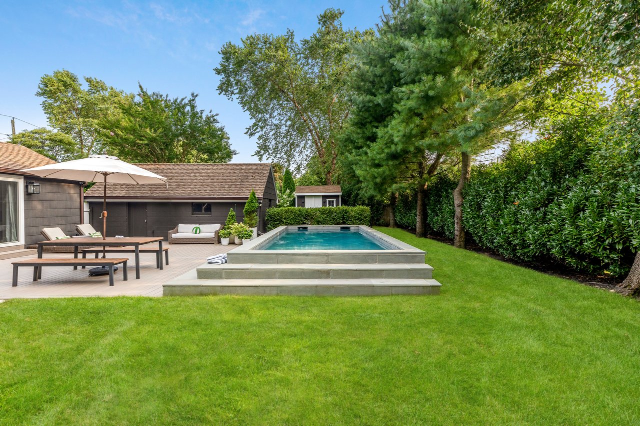 Stylish, Move-In Ready Living in Brookhaven