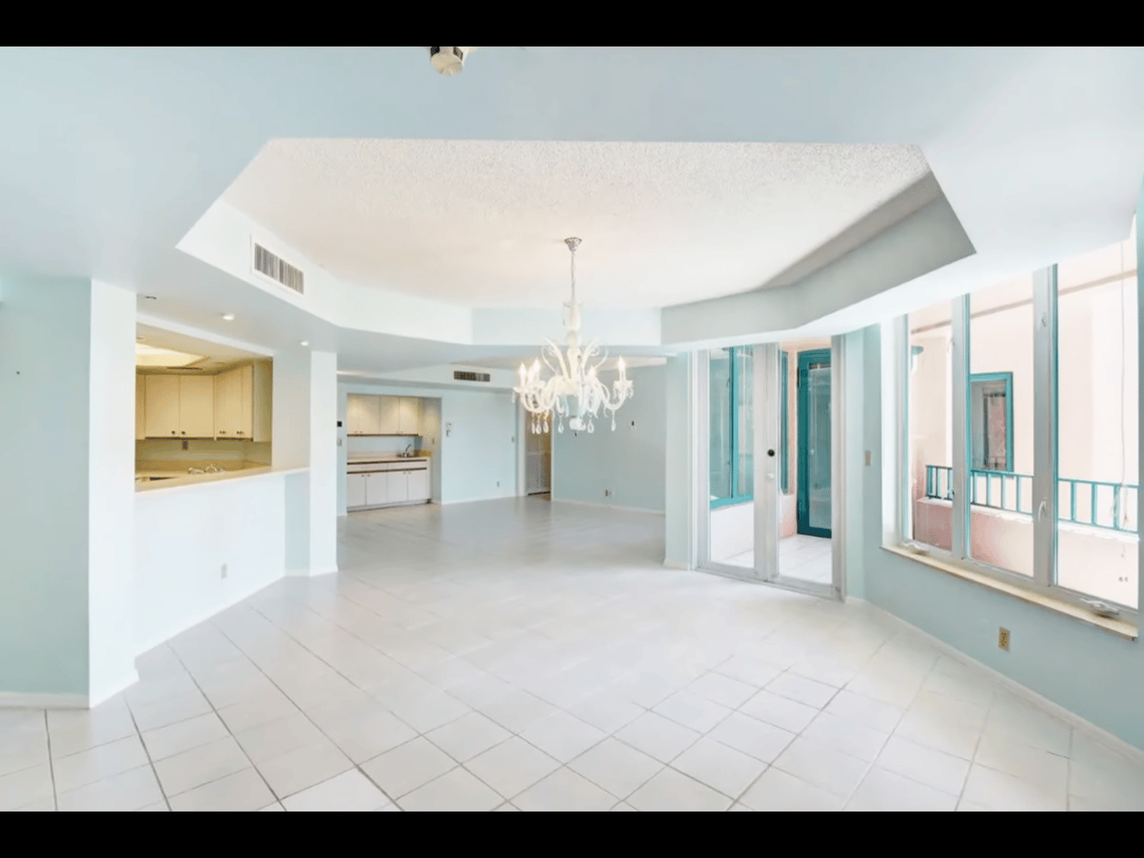 100 SE 5th Ave. Unit 411 Boca Raton, FL
