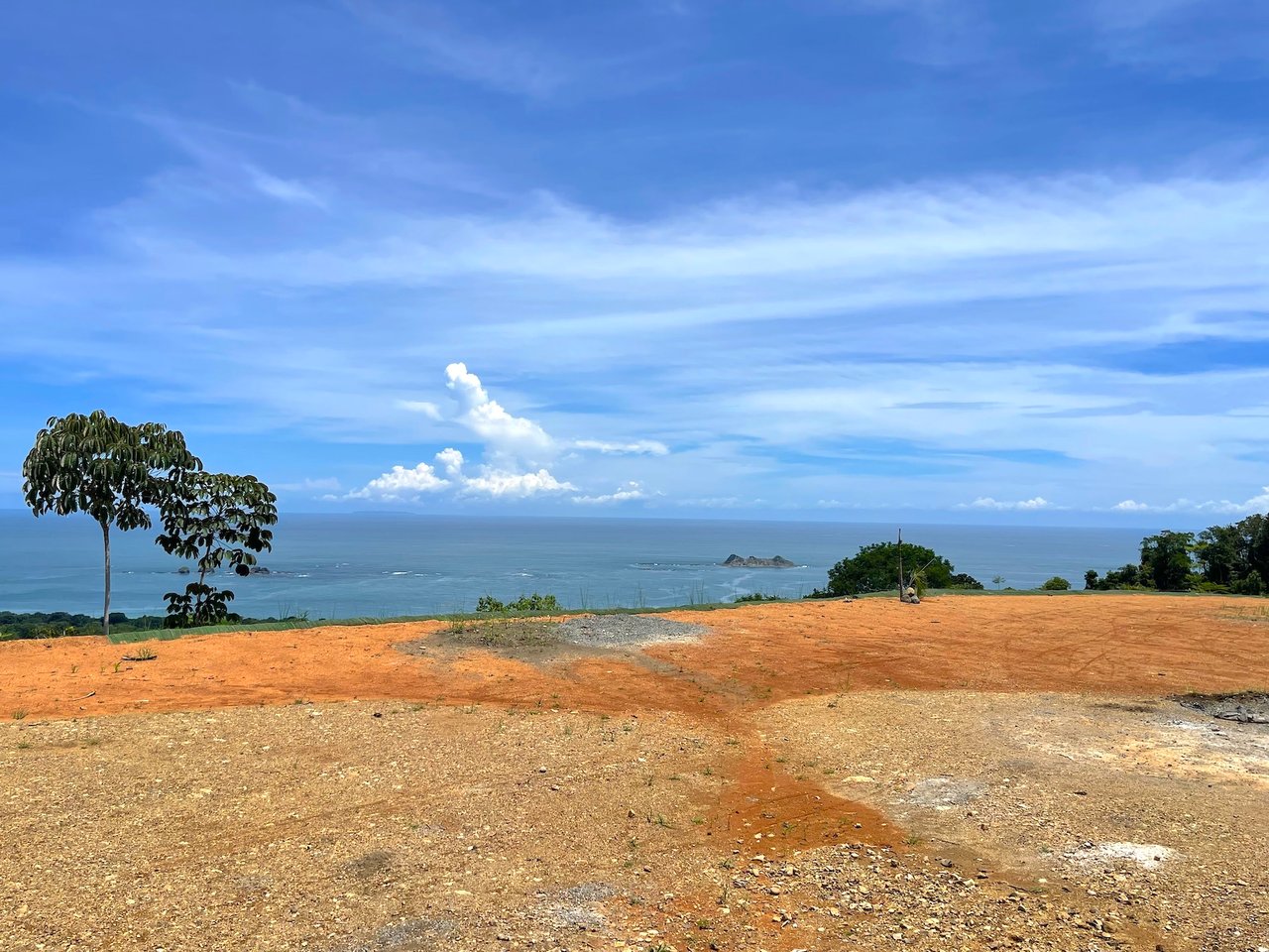 READY TO BUILD – EPIC OCEAN, ISLANDS, & MOUNTAIN VIEW PROPERTY