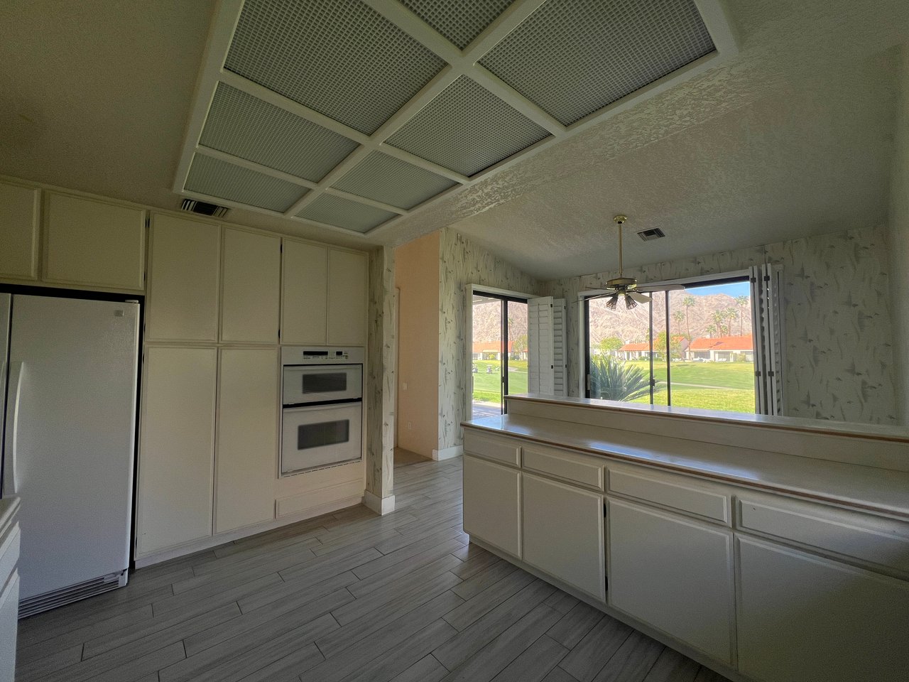 78136 Calle Norte