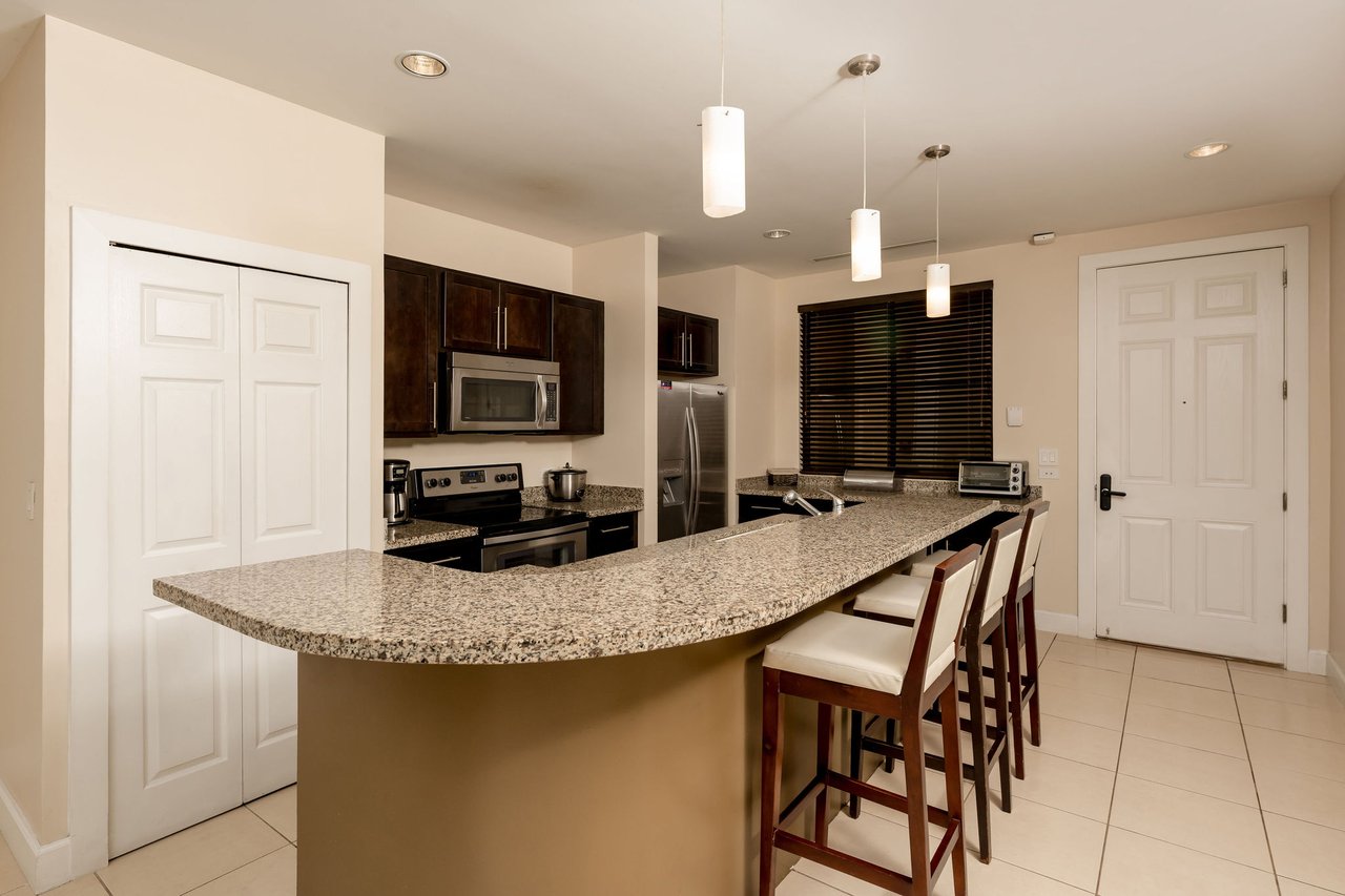 Pacifico L914, 2-Bed Condo, Playas del Coco