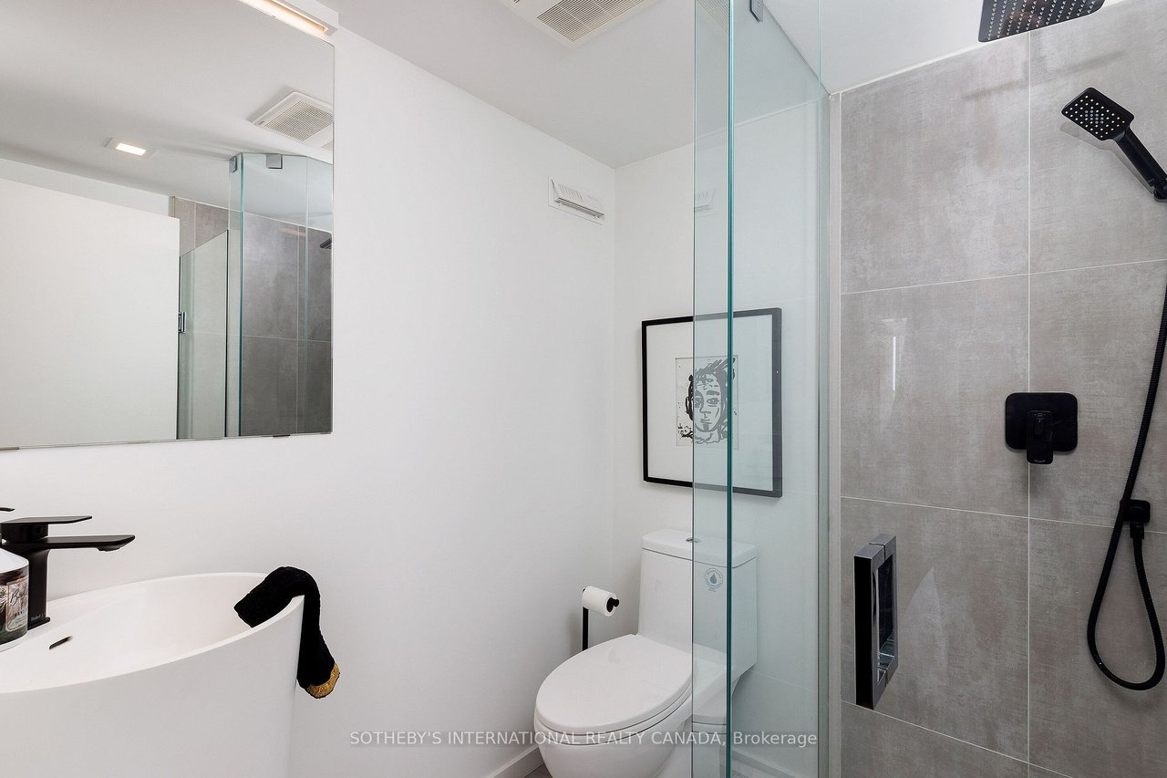 Rock Star King East Two-Storey Penthouse