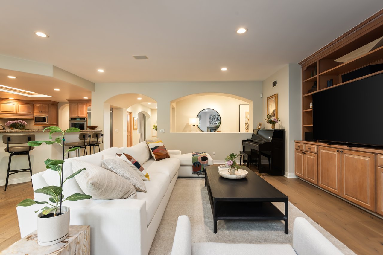 1935 Lyans Dr, La Cañada Flintridge