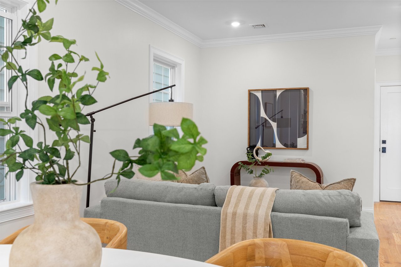 13 Langmaid Ave # 2