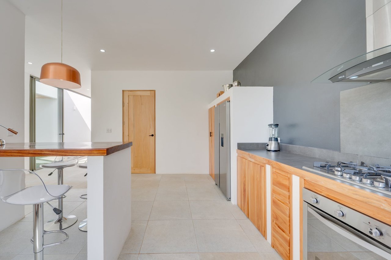 Finca Hermosa | Modern 3BR Luxury Villa with Infinity Pool in Exclusive Finca Panama Community