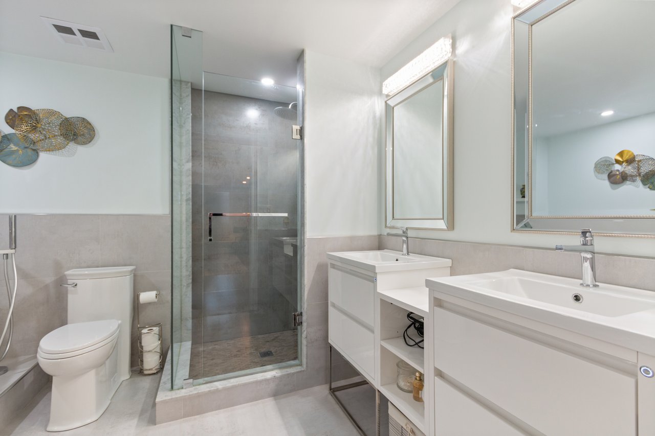 721 - 28 William Carson Crescent