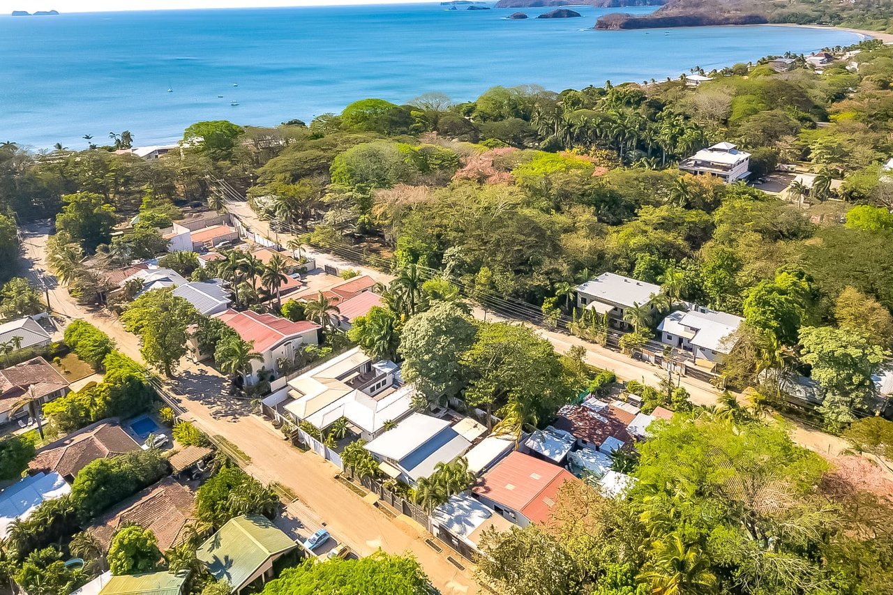 Casa Daniel | Modern Remodeled Duplex Just 500m from the Beach in Playa Potrero!