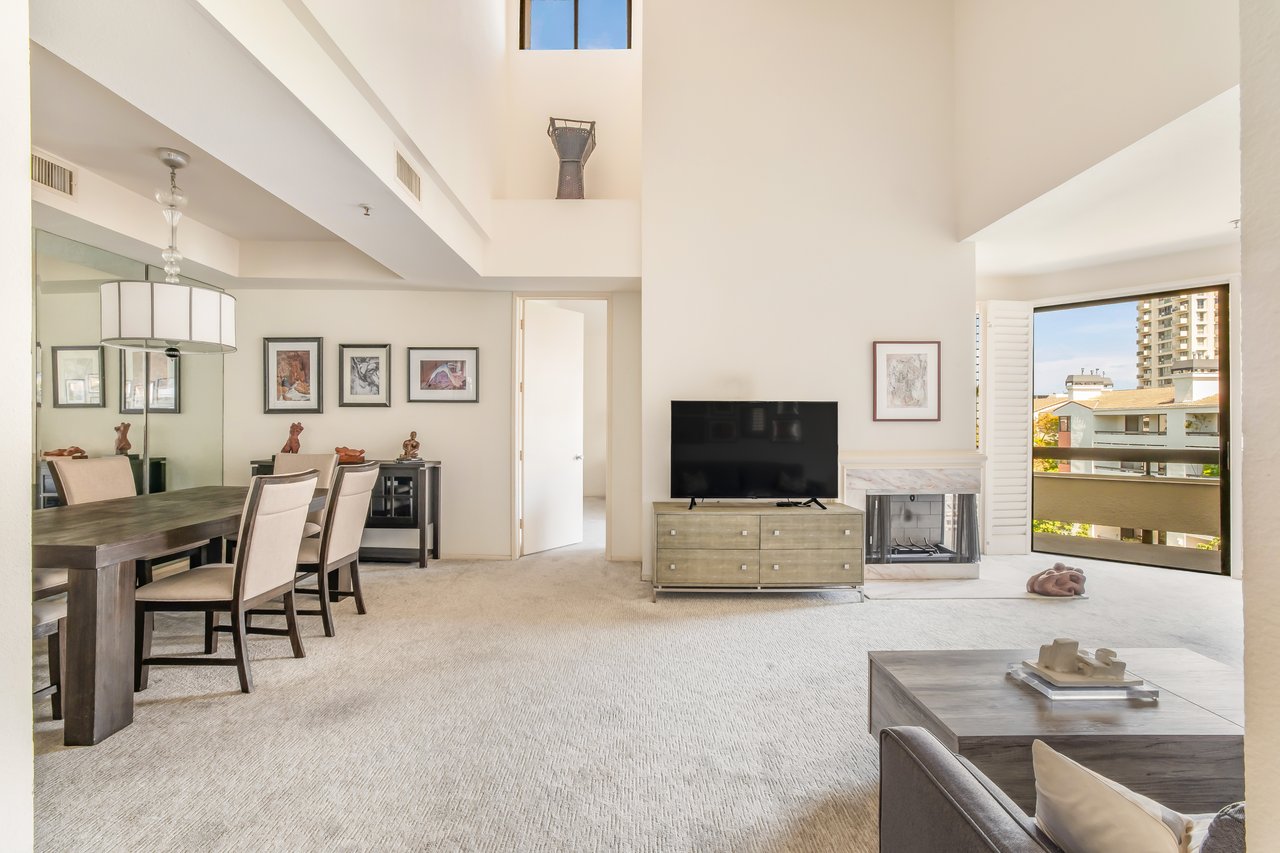 2131 Century Park Ln Unit: 402