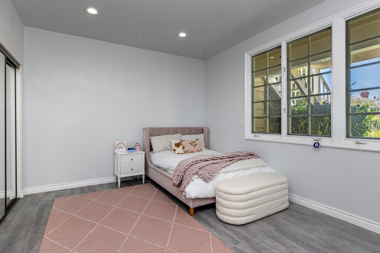 2254 The Terrace - Brentwood, Los Angeles