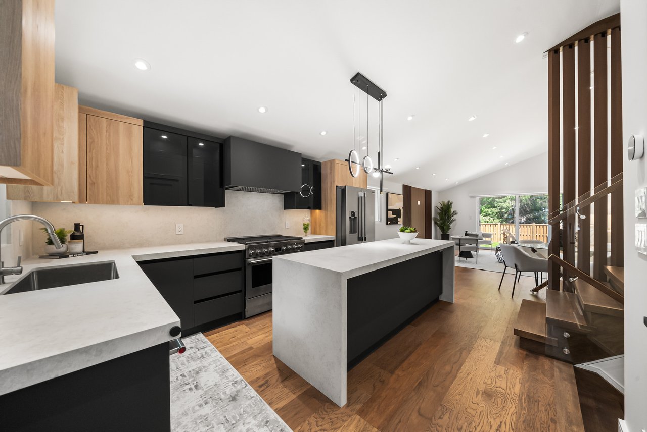 1495 Thetford Crt