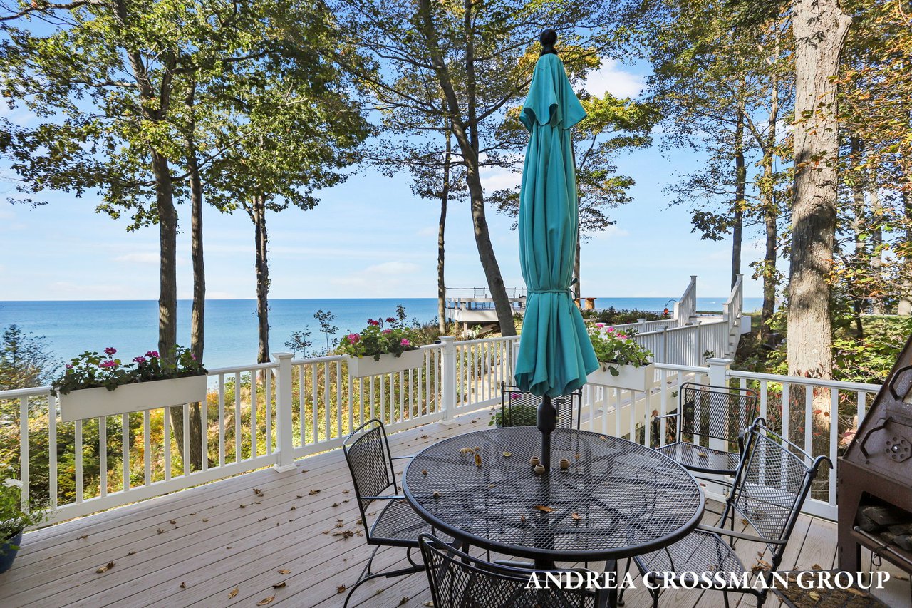 9565 Whispering Sands Dr