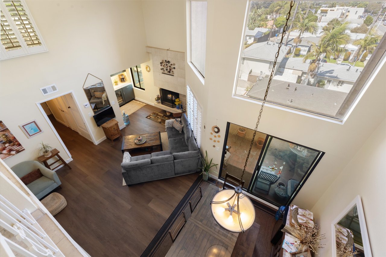 12321 Ocean Park Blvd #17