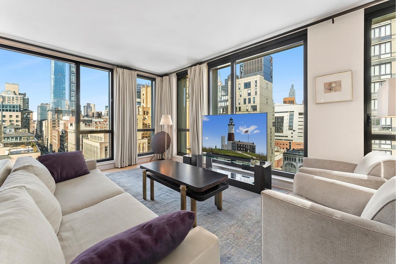 160 East 22nd Street 17A