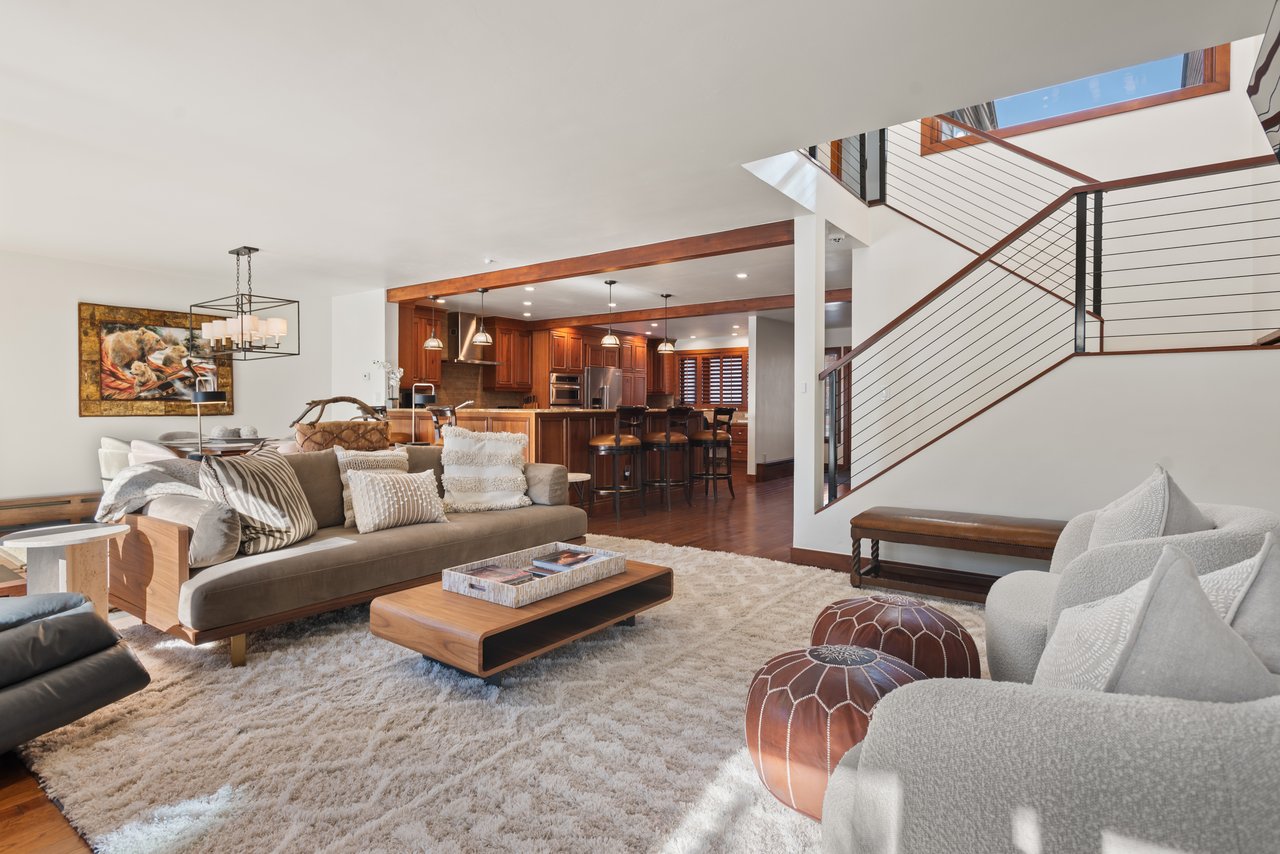 Renovated Snowmass Retreat with Panoramic Ski Area Views