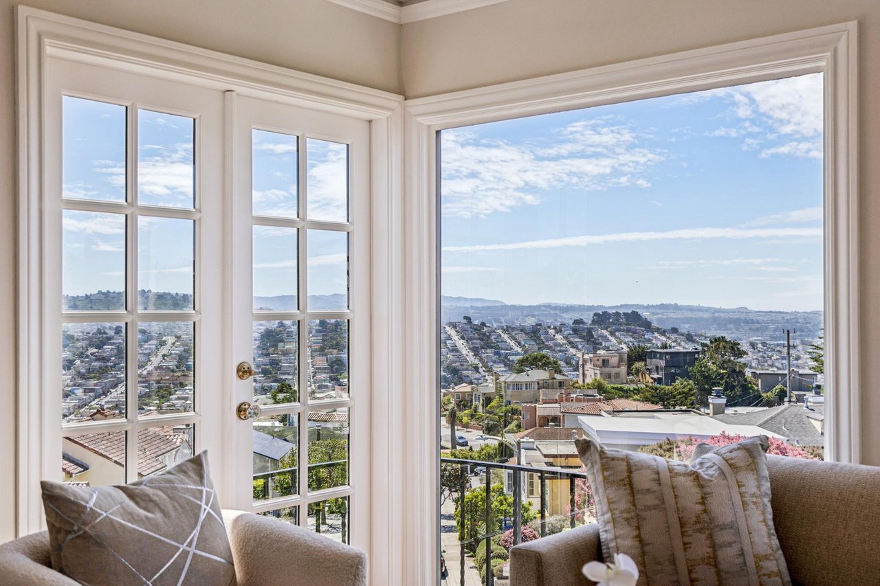 Multiple Offers! 299 Maywood Drive | Monterey Heights