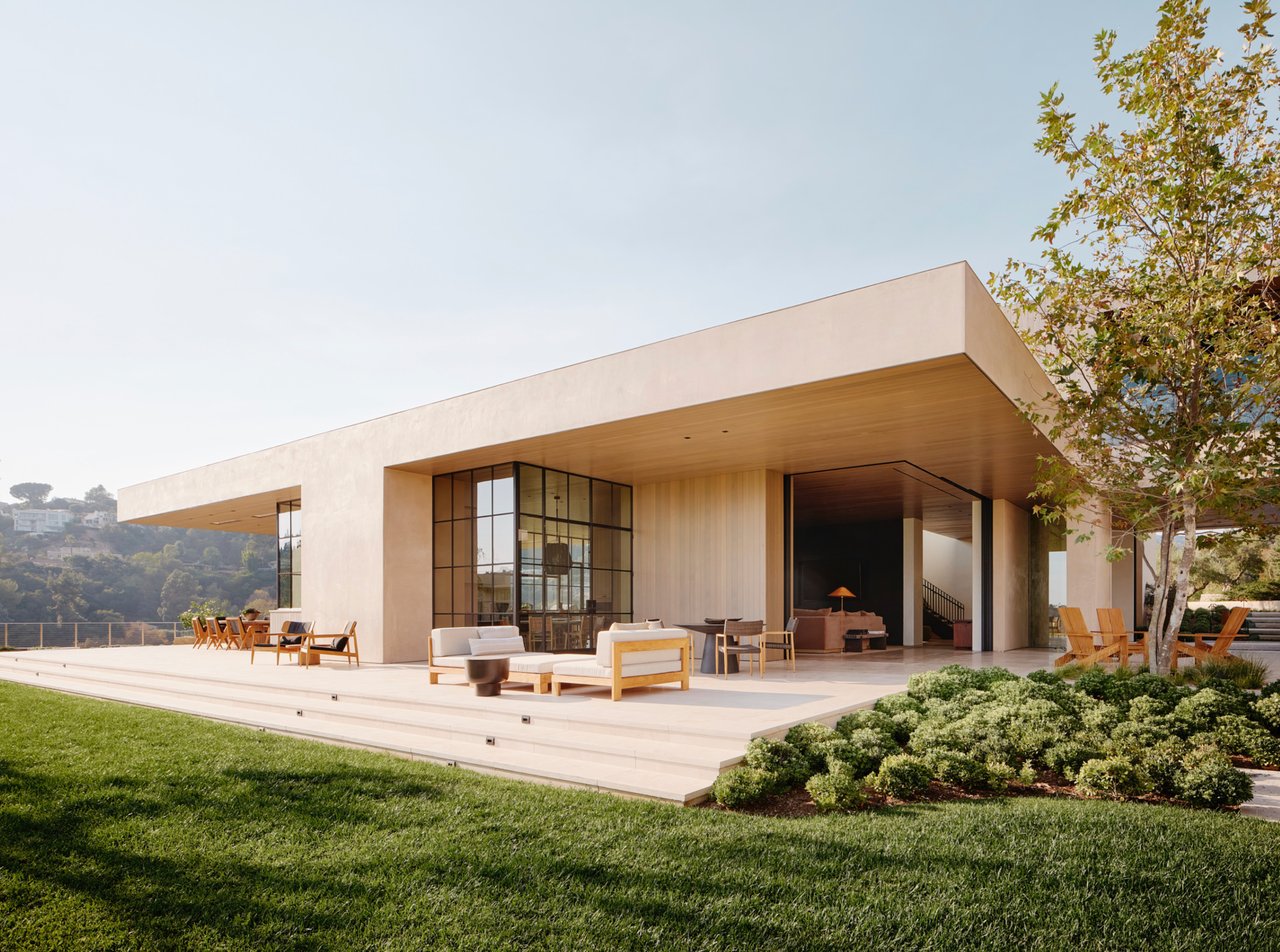 Brentwood Modern by Noah Walker AIA