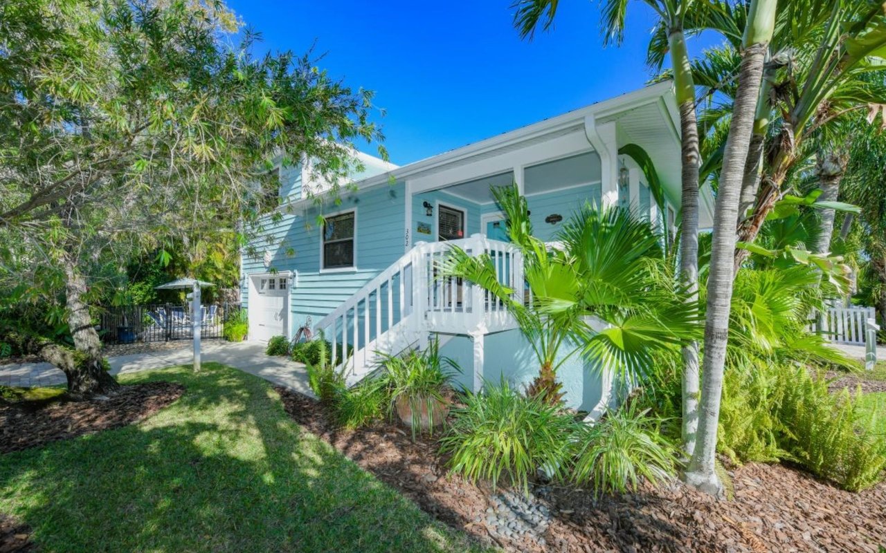 Waterfront vs. Inland Homes on Anna Maria Island: Expert Advice