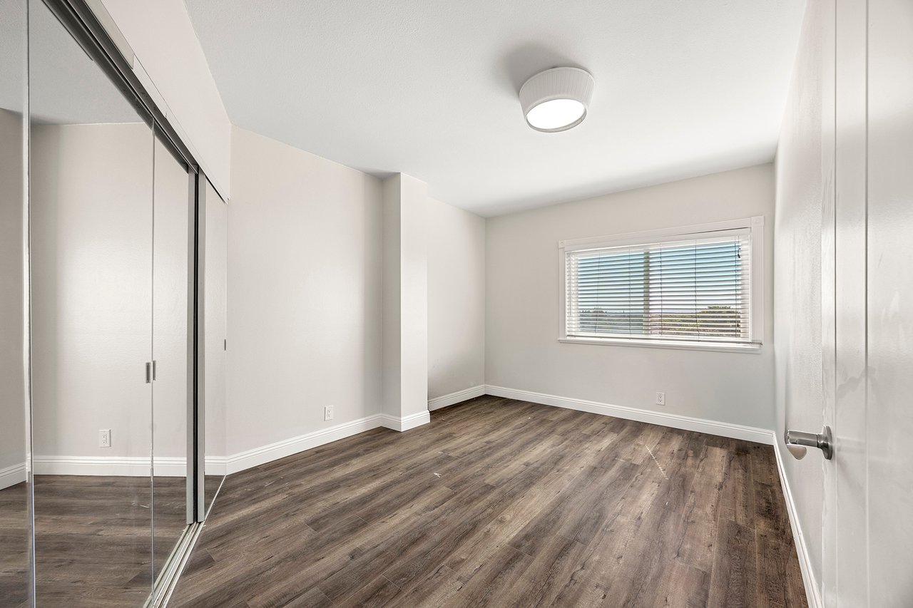 MIDCENTURY MODERN PENTHOUSE WEST for Sale in Santa Ana