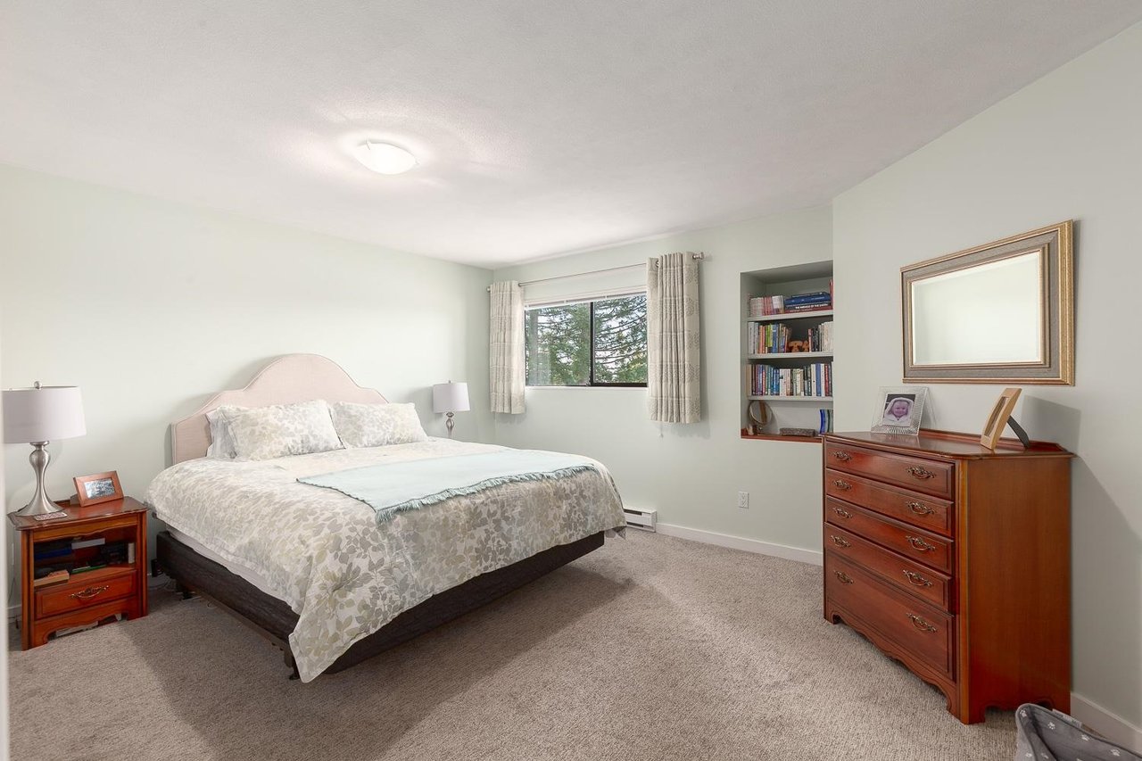 5709 Owl Ct